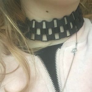unused chainmail choker